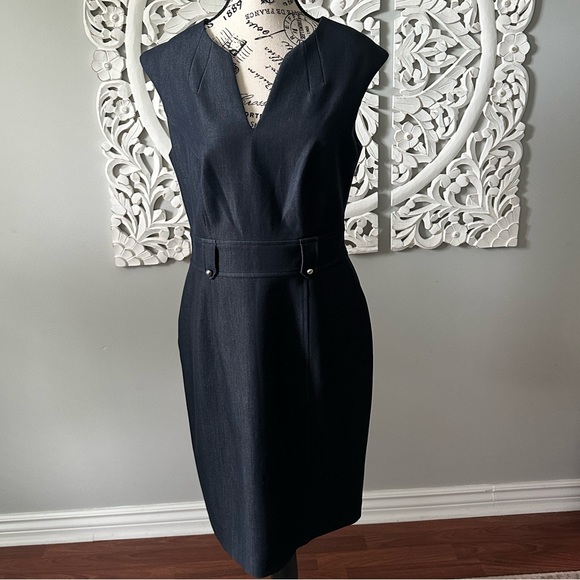 Women’s business style dress size 6 - Picture 2 of 4